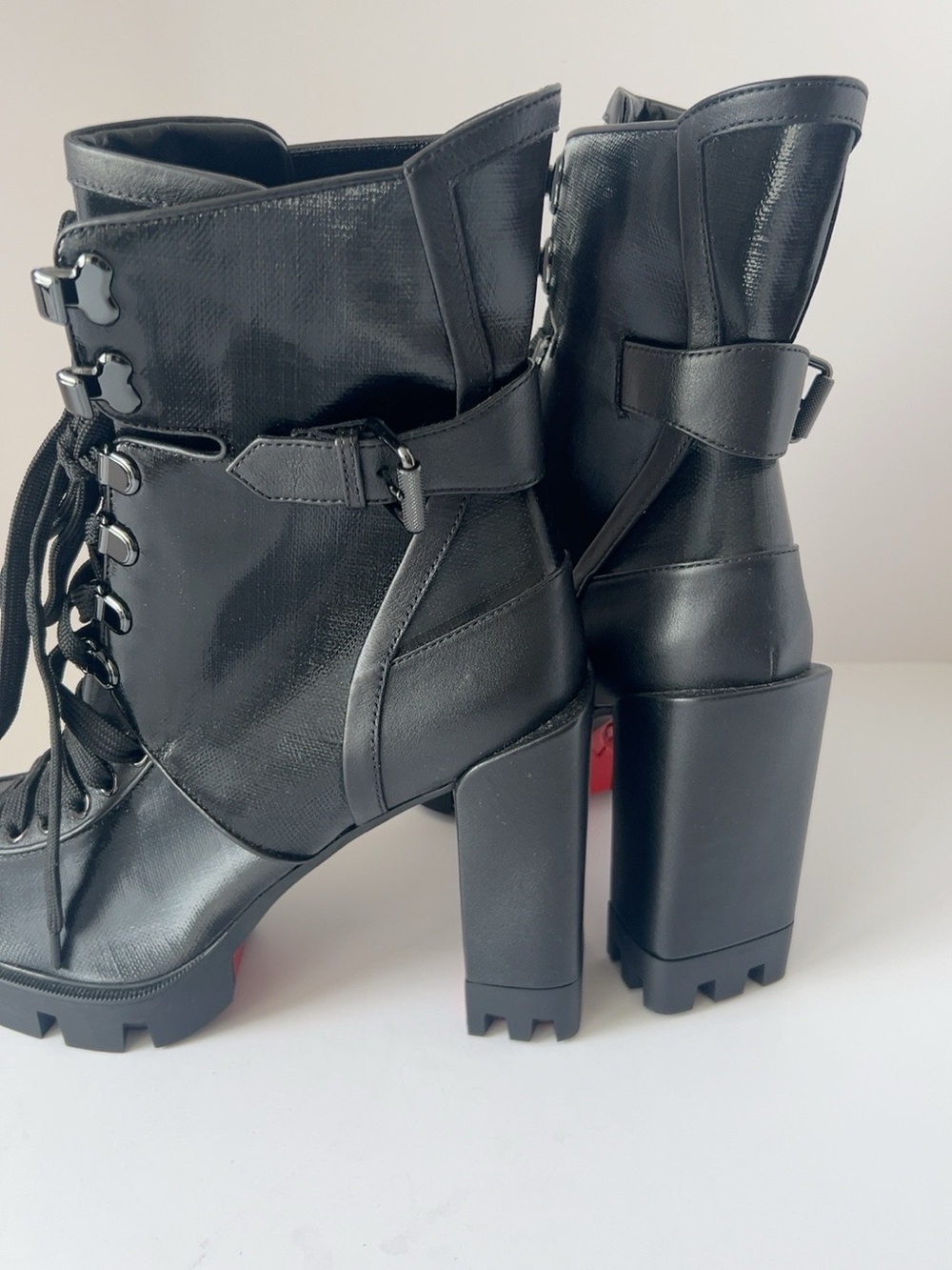 NIB Christian Louboutin Macademia 70 Black Combat Boots EU 40 Red Sole - Picture 6 of 16